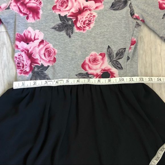 LIKE NEW H&M Floral Mini Dress with Chiffon 4 - Picture 6 of 8